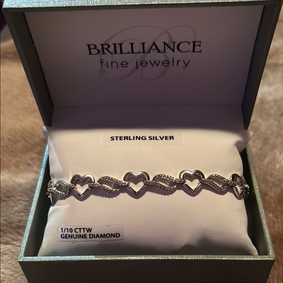Sterling Silver Heart Bracelet - Picture 1 of 1